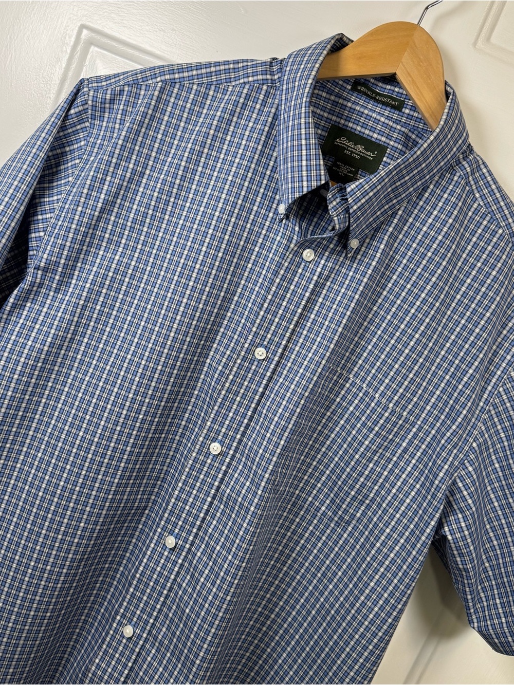 Eddie Bauer Men’s XL Blue Plaid Short Sleeve Button Down Shirt 100% Cotton